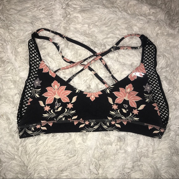 O'Neill Other - O'Neill 365 Sports Bra